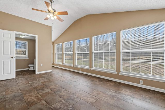 104 Quapaw Pl, Jacksonville, AR 72076