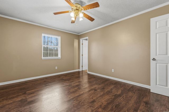 104 Quapaw Pl, Jacksonville, AR 72076