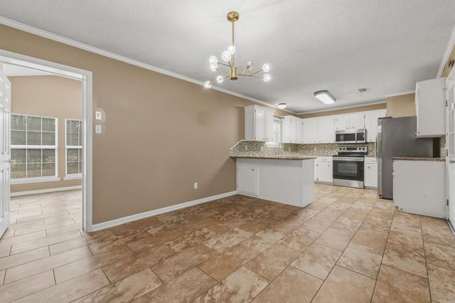 104 Quapaw Pl, Jacksonville, AR 72076