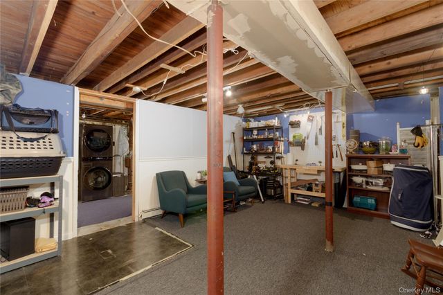 38 Manhasset Road, Sound Beach, NY 11789