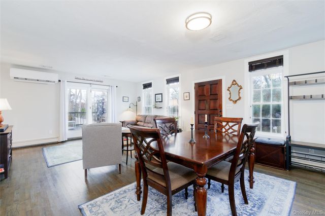 38 Manhasset Road, Sound Beach, NY 11789