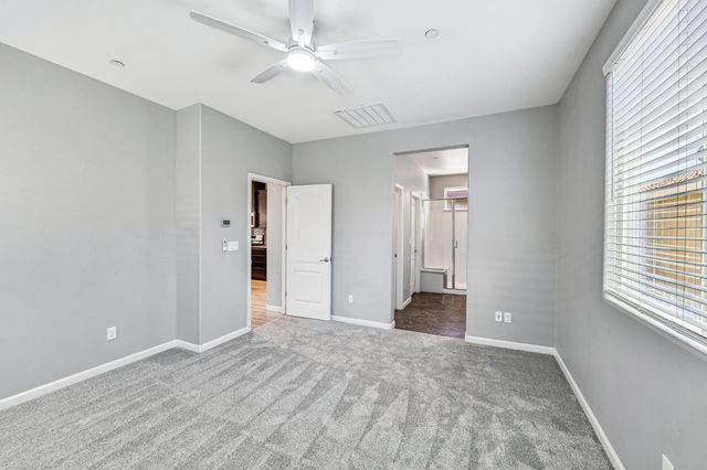 10 Palma Harbour Pl, Sacramento, CA 95834