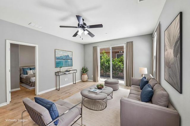 10 Palma Harbour Pl, Sacramento, CA 95834