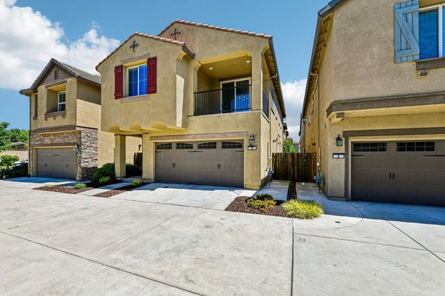 10 Palma Harbour Pl, Sacramento, CA 95834
