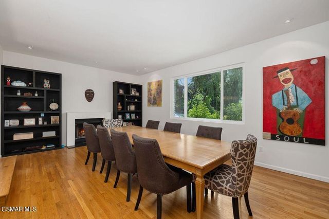21705 Entrado Drive, Topanga, CA 90290