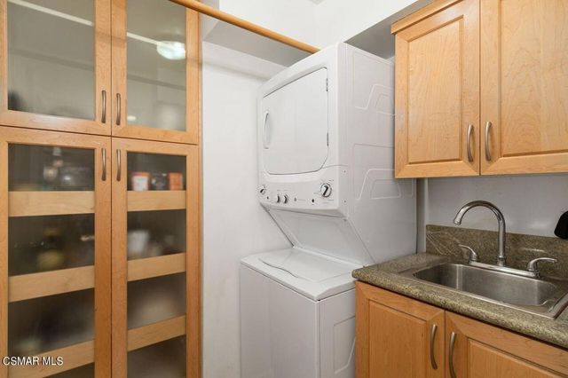21705 Entrado Drive, Topanga, CA 90290