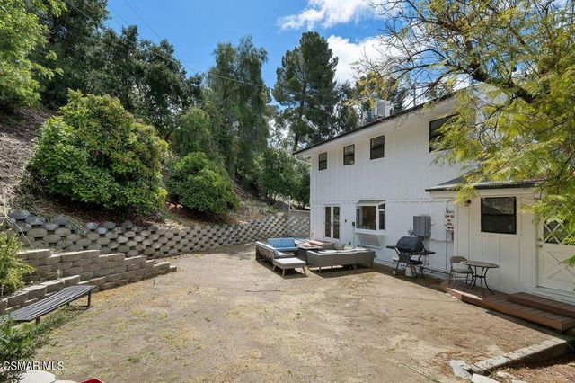 21705 Entrado Drive, Topanga, CA 90290
