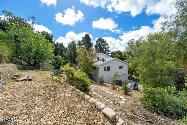 21705 Entrado Drive, Topanga, CA 90290