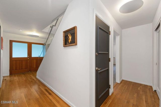 21705 Entrado Drive, Topanga, CA 90290