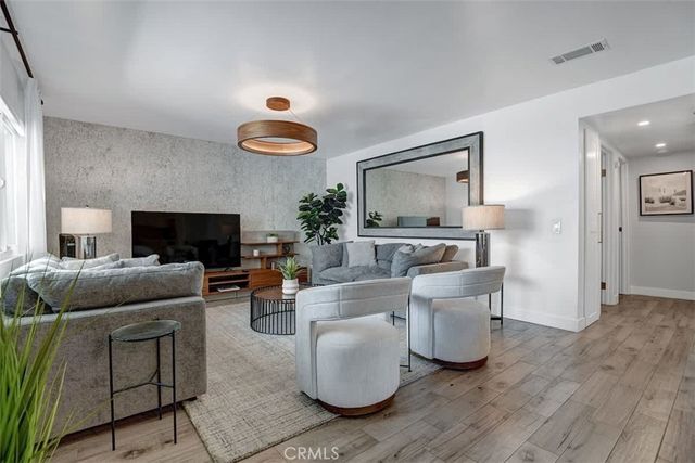 1950 S Palm Canyon S 110, Palm Springs, CA 92264
