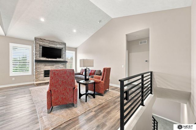 3747 Broadbear Road, Lincoln, NE 68516