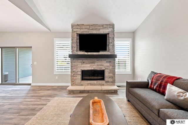 3747 Broadbear Road, Lincoln, NE 68516