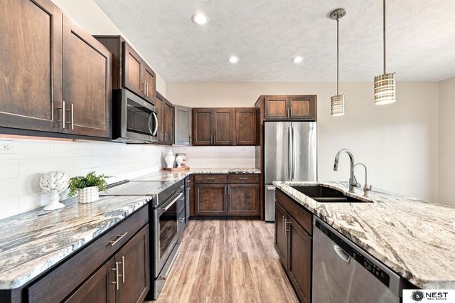 3747 Broadbear Road, Lincoln, NE 68516