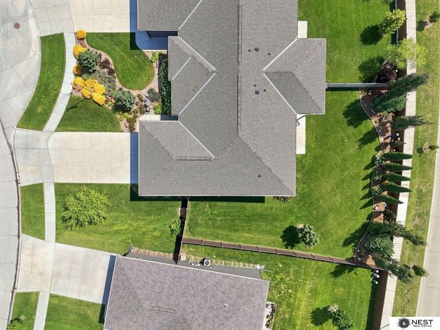 3747 Broadbear Road, Lincoln, NE 68516