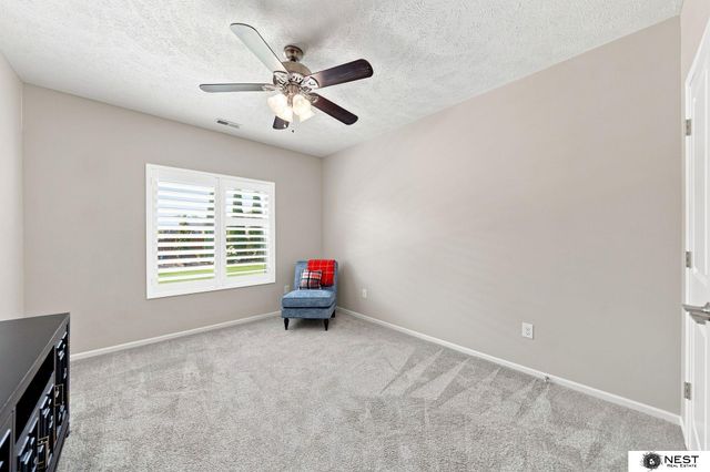 3747 Broadbear Road, Lincoln, NE 68516