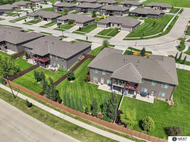 3747 Broadbear Road, Lincoln, NE 68516