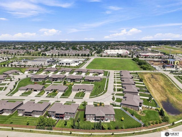 3747 Broadbear Road, Lincoln, NE 68516