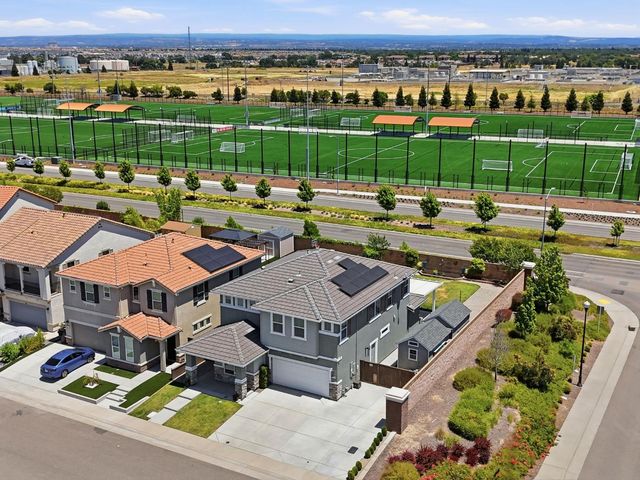 1200 Grand Junction Way, Roseville, CA 95747