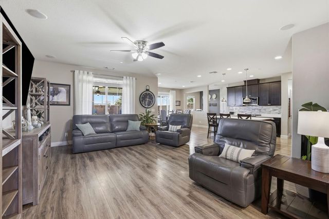 1200 Grand Junction Way, Roseville, CA 95747