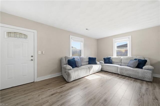 2329 Early ST, Norfolk, VA 23513