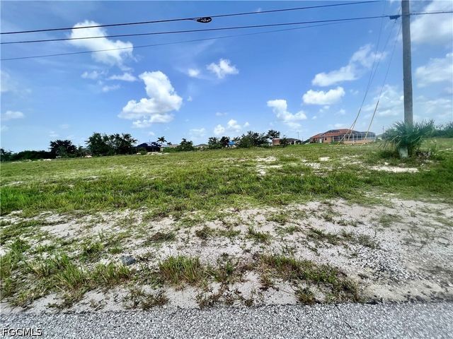 3061 NW 5th AVE, Cape Coral, FL 33993