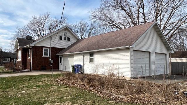 513 3rd Avenue, Charles City, IA 50616
