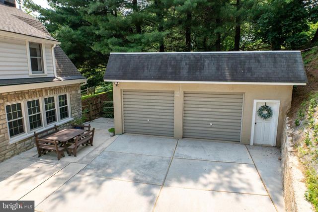 727 W BALTIMORE PIKE, Kennett Square, PA 19348