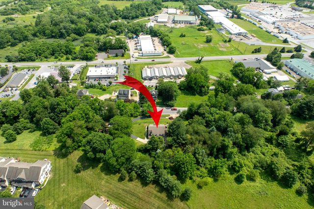 727 W BALTIMORE PIKE, Kennett Square, PA 19348