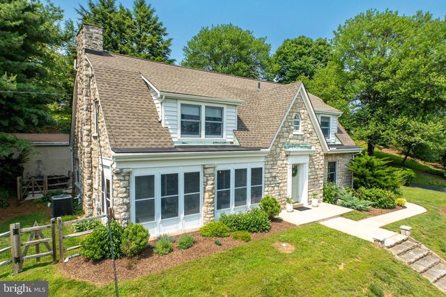 727 W BALTIMORE PIKE, Kennett Square, PA 19348