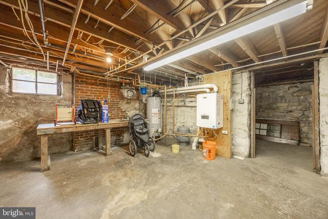 727 W BALTIMORE PIKE, Kennett Square, PA 19348