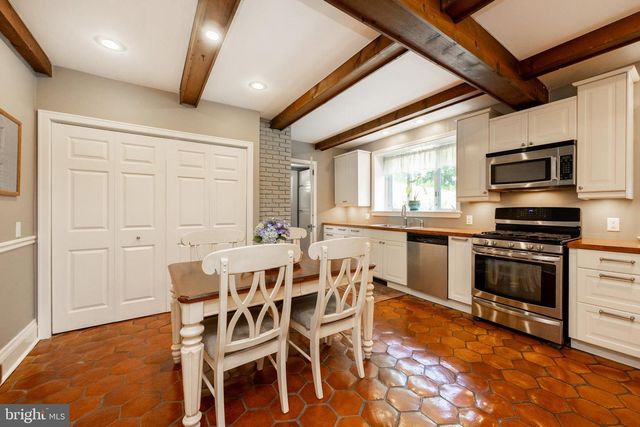727 W BALTIMORE PIKE, Kennett Square, PA 19348