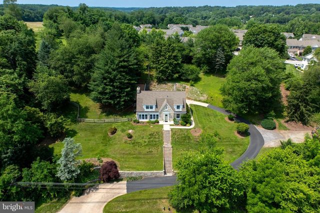 727 W BALTIMORE PIKE, Kennett Square, PA 19348