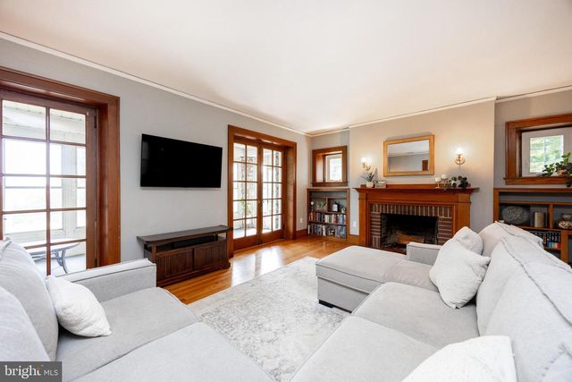 727 W BALTIMORE PIKE, Kennett Square, PA 19348