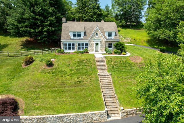 727 W BALTIMORE PIKE, Kennett Square, PA 19348