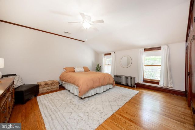 727 W BALTIMORE PIKE, Kennett Square, PA 19348
