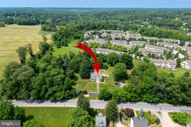727 W BALTIMORE PIKE, Kennett Square, PA 19348