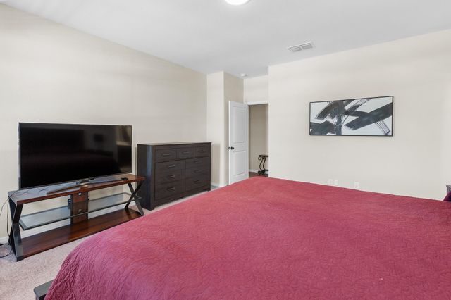 229 Treadwell LN, Kyle, TX 78640