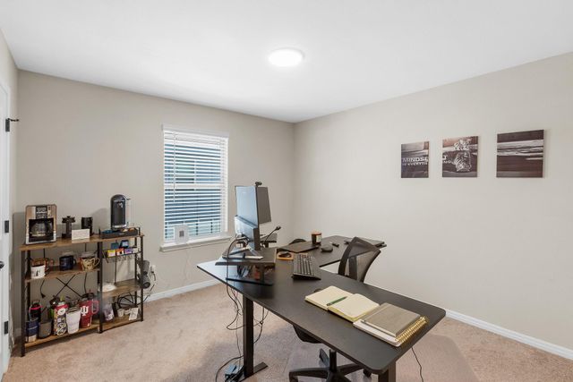 229 Treadwell LN, Kyle, TX 78640