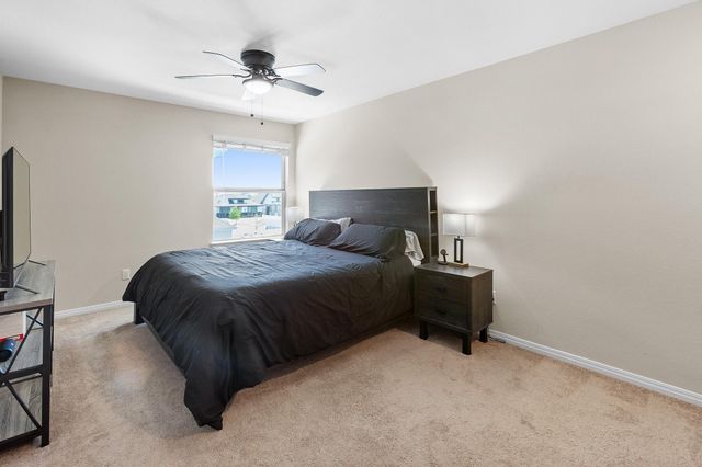 229 Treadwell LN, Kyle, TX 78640