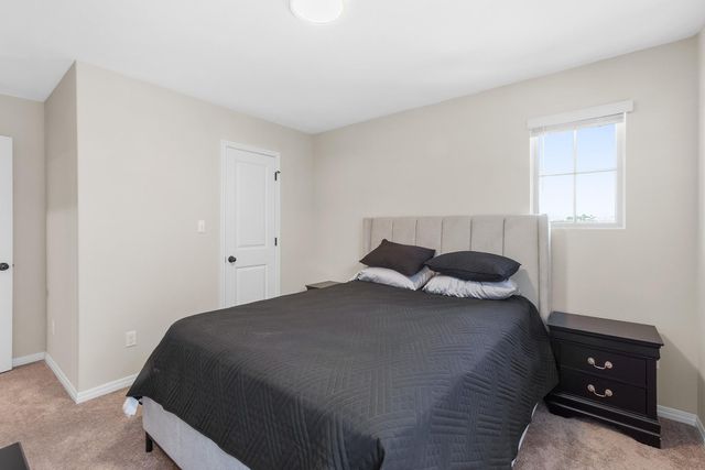 229 Treadwell LN, Kyle, TX 78640