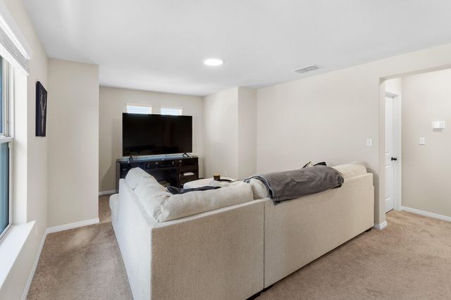 229 Treadwell LN, Kyle, TX 78640