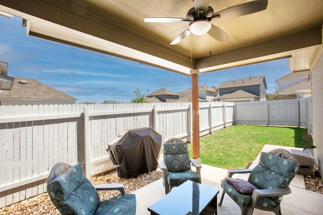 229 Treadwell LN, Kyle, TX 78640