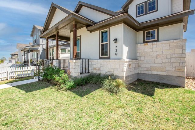 229 Treadwell LN, Kyle, TX 78640