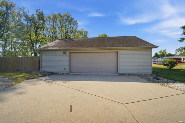 4921 Dayton Road, Lafayette, IN 47905