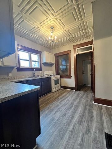 1432 Louisiana Avenue NW, Canton, OH 44703