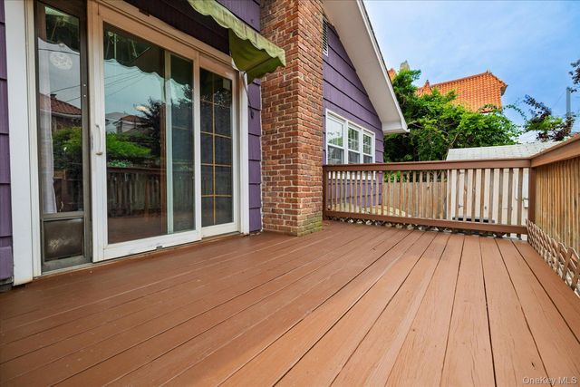 159 W Olive Street, Long Beach, NY 11561