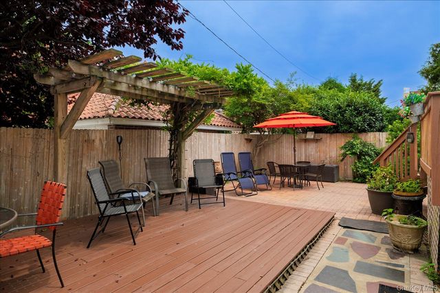 159 W Olive Street, Long Beach, NY 11561