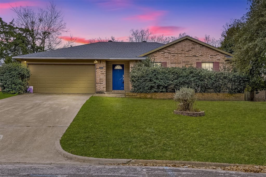 1601 Arlington Drive, Corsicana, TX 75110