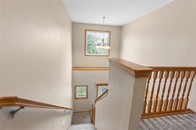 6906 Lewis Carroll Court, Johnston, IA 50131