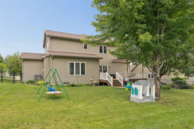 6906 Lewis Carroll Court, Johnston, IA 50131